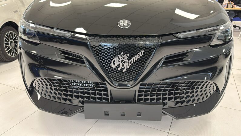 
								ALFA JUNIOR 1.2 HYBRID DCT6 145 CV full									