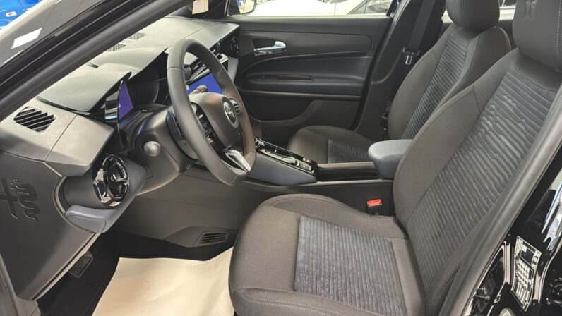 
								ALFA JUNIOR 1.2 HYBRID DCT6 145 CV full									