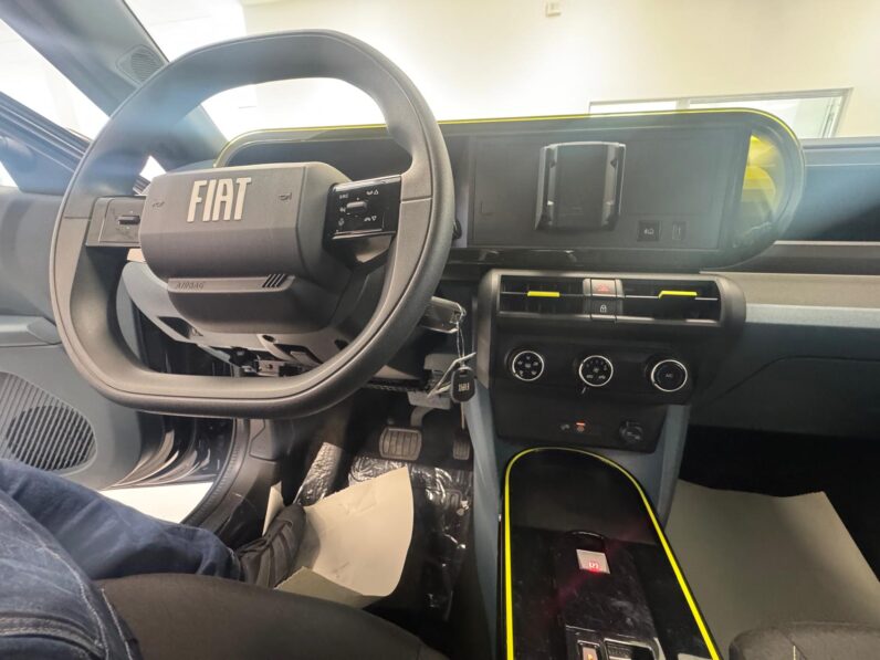 
								Fiat GRANDE PANDA 1.2 Hybrid POP full									