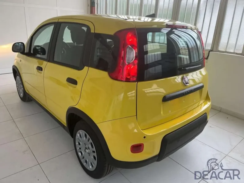 
								Fiat Panda 1.0 FireFly Hybrid Pop full									
