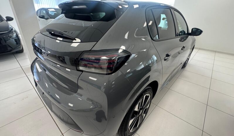 
								Peugeot 208 Allure + Pack navi visual full									