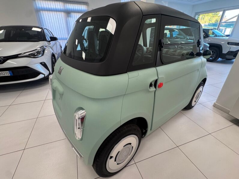
								Nuova Fiat Topolino full									