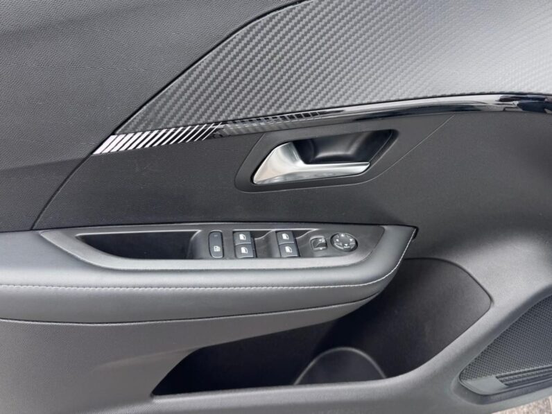 
								PEUGEOT 208 Allure PureTech 100cv S/S full									